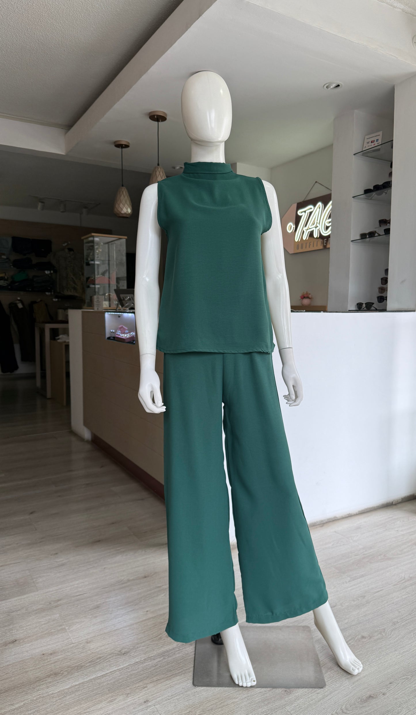Conjunto Verde