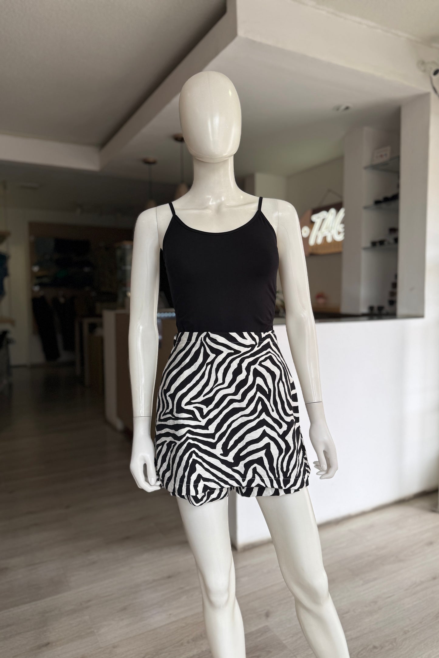 Falda-Short Cebra