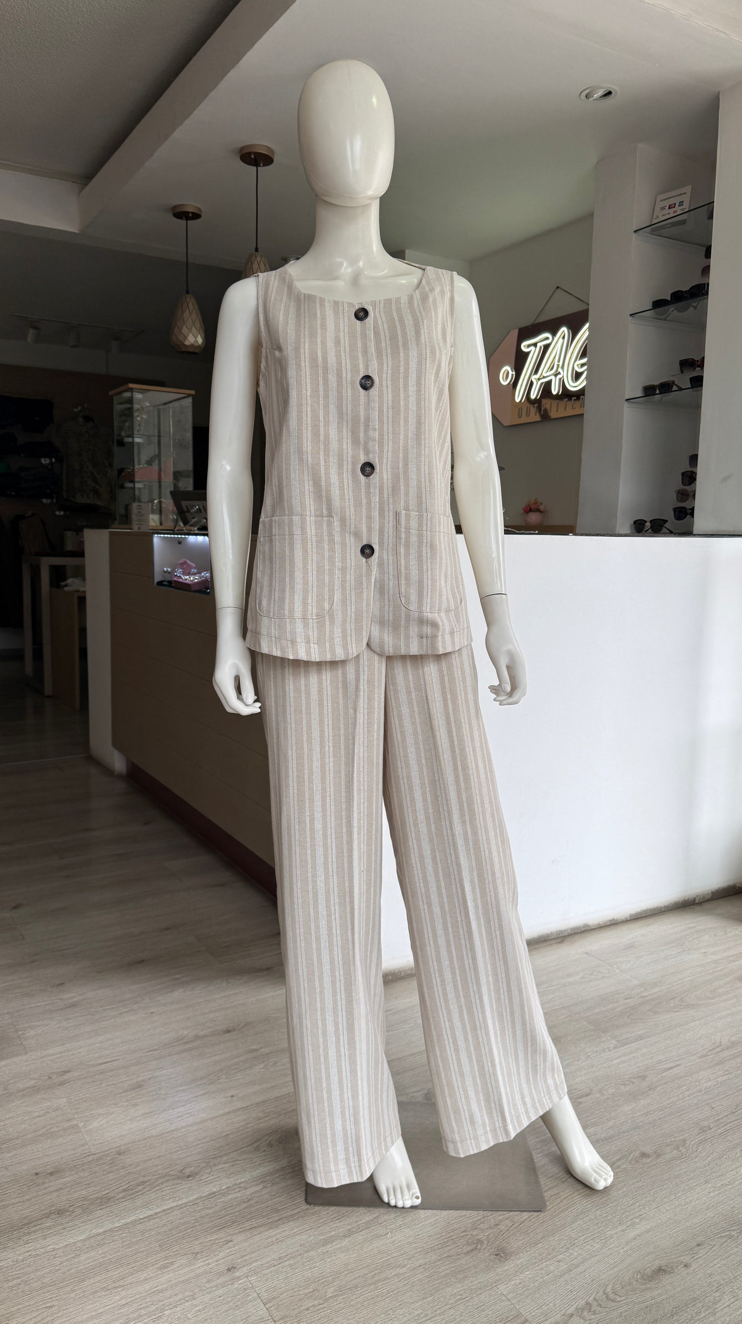 Conjunto Beige